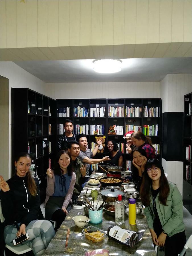 גואנגג'ואו Youth Space מראה חיצוני תמונה