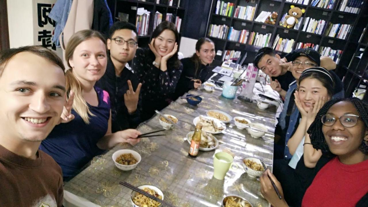 גואנגג'ואו Youth Space מראה חיצוני תמונה